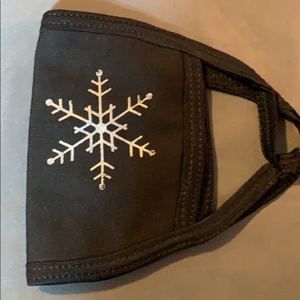 Snowflake Mask